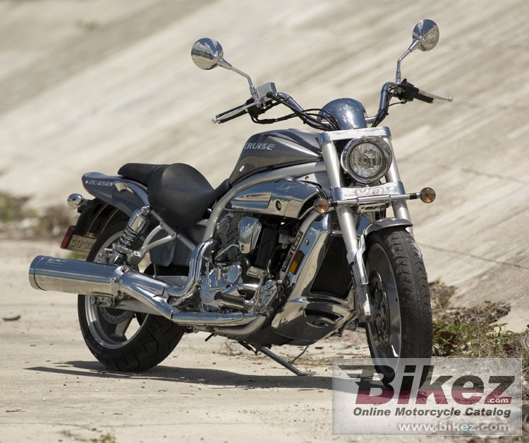 Big UM v2c-650s picture and wallpaper from Bikez.com